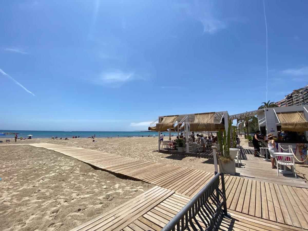 Calle San Carlos 132 Аликанте Екстериор снимка