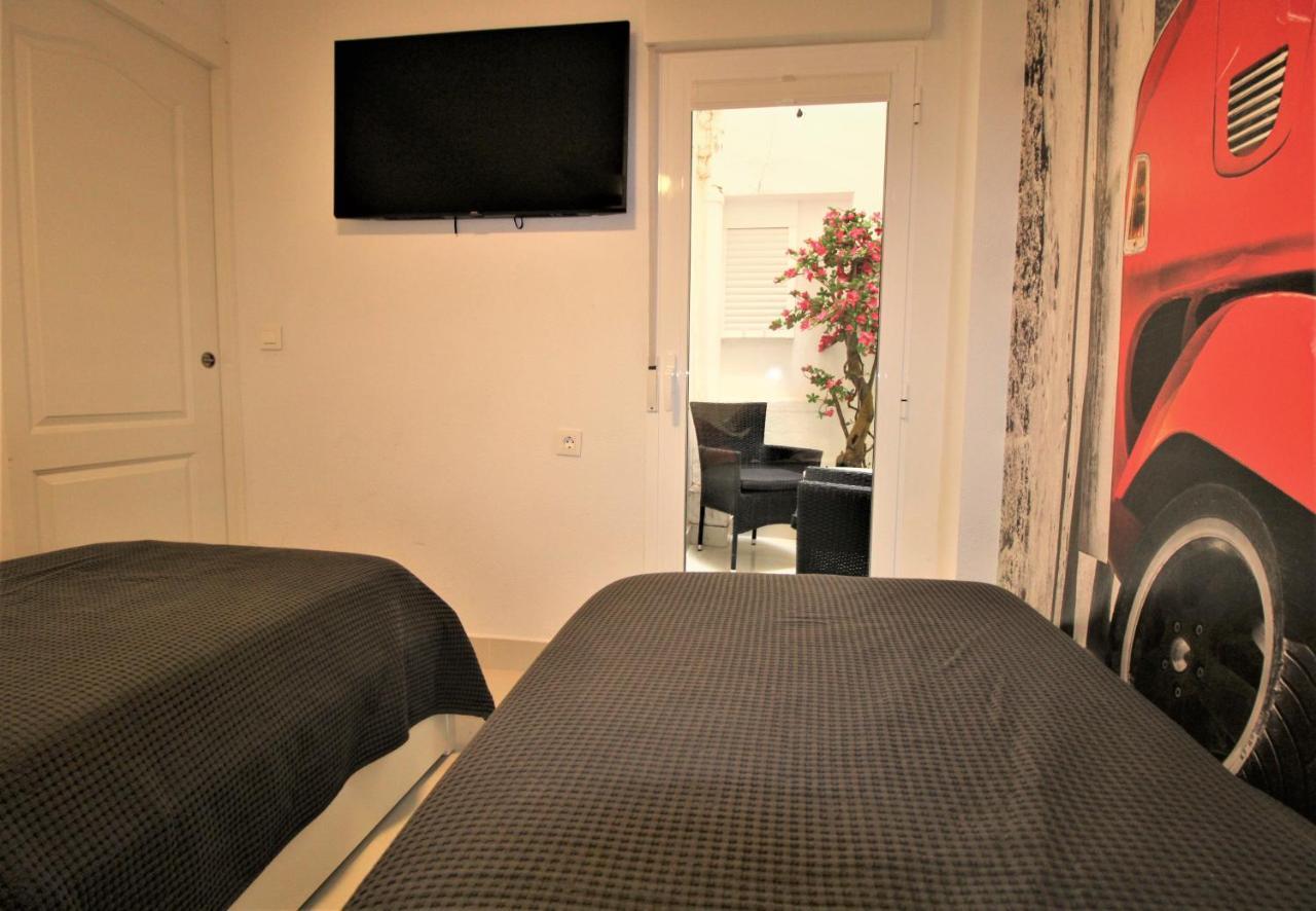 Calle San Carlos 132 Аликанте Екстериор снимка