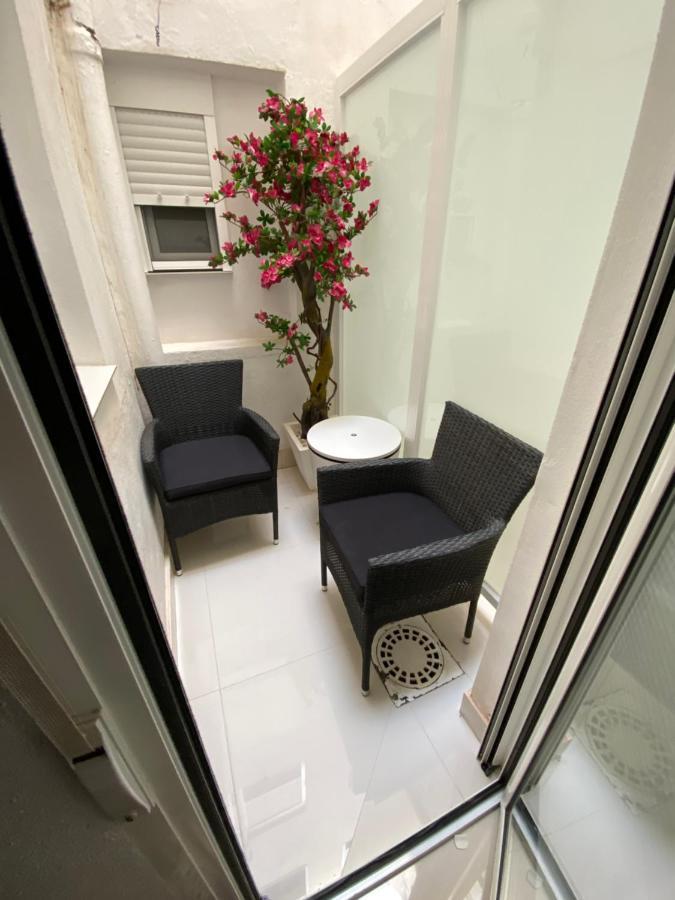 Calle San Carlos 132 Аликанте Екстериор снимка