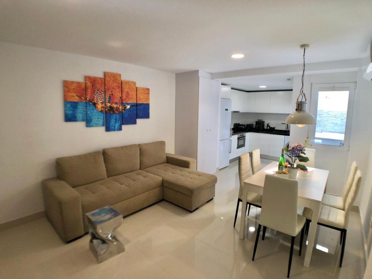 Calle San Carlos 132 Аликанте Екстериор снимка